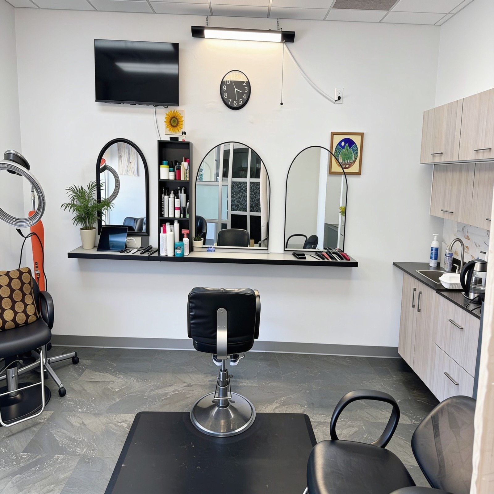 Clean threading and waxing studio suite at Shortpump Threading